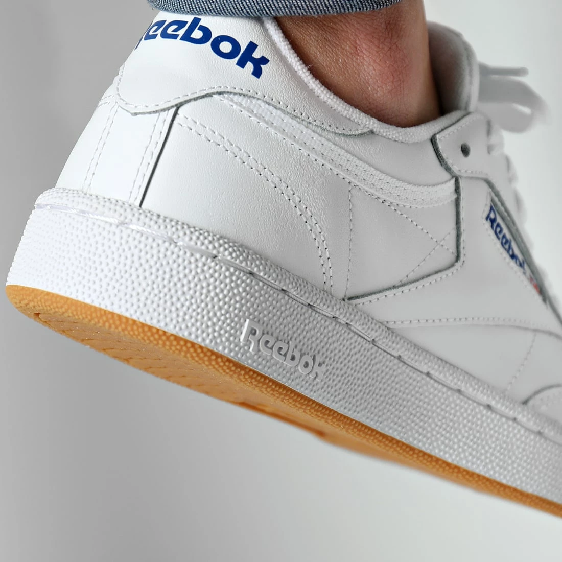 Meilleur prix ⭐ Baskets Club Classic 85 AR0459 White Royal Gum de Reebok 🔔 – Image 4