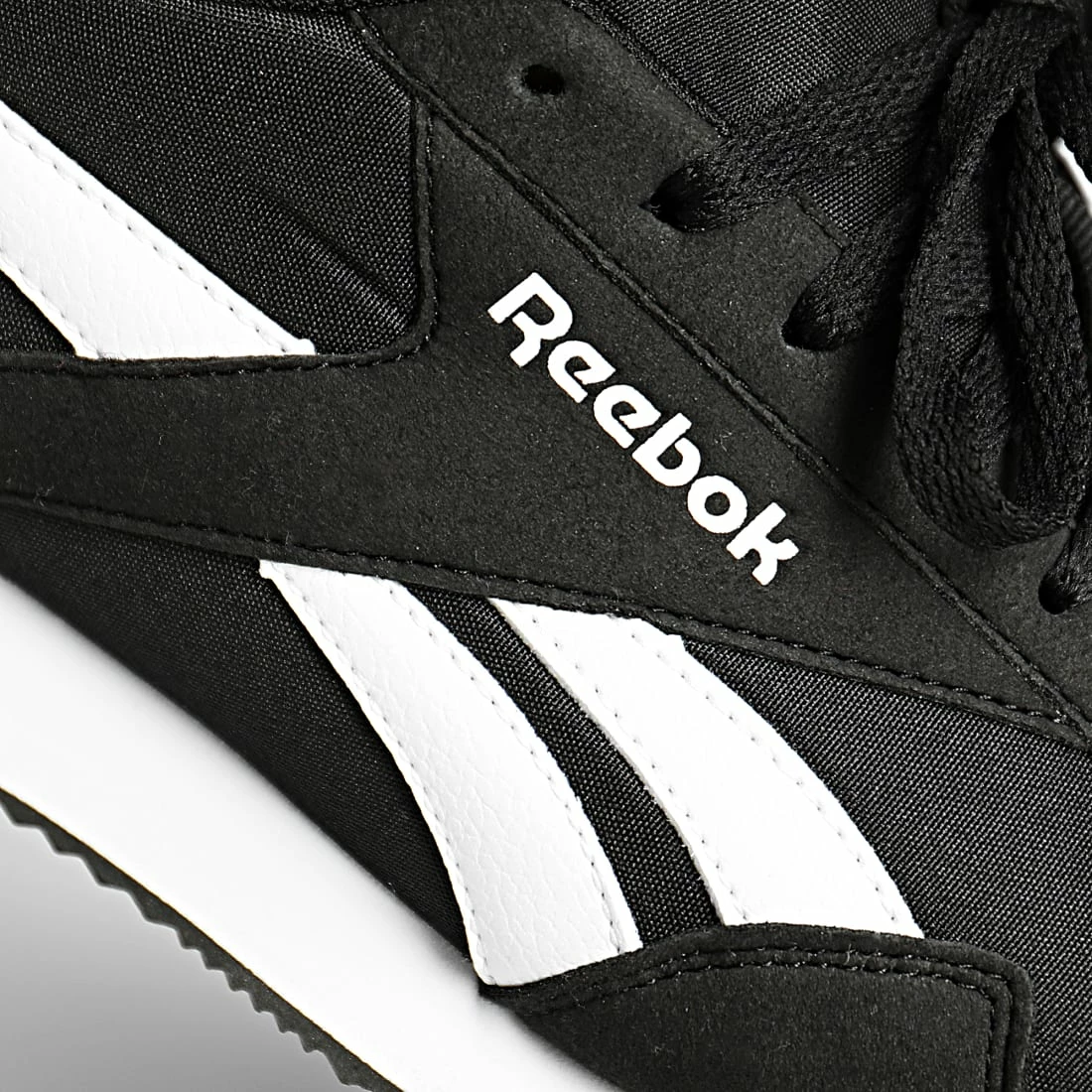 Le moins cher 😍 Baskets Royal Classic Jogger 3 EF7788 Black White de Reebok 🎉 – Image 2