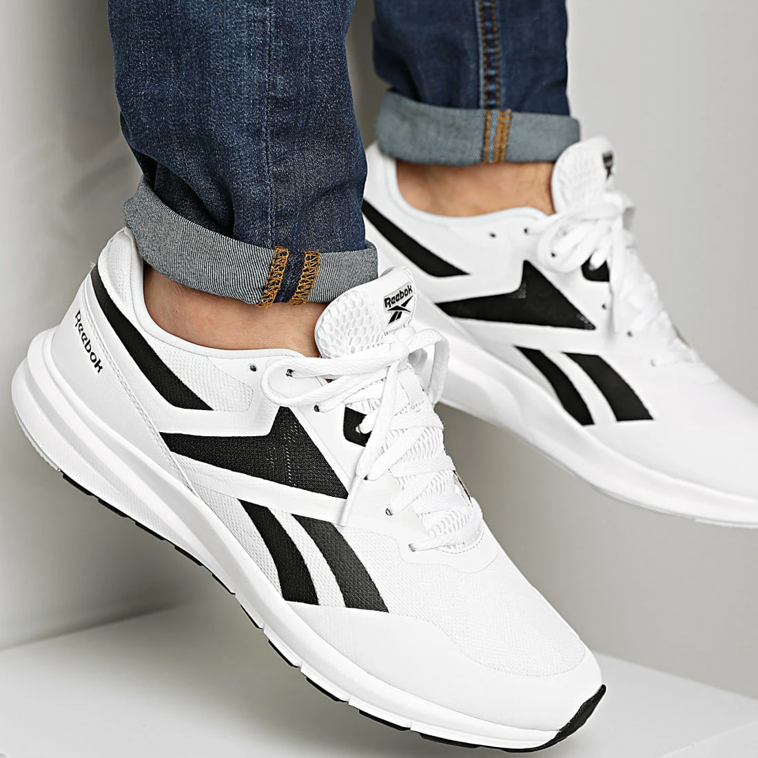 Coupon 😀 Baskets Runner 4 FY7658 White Black White de Reebok ✨