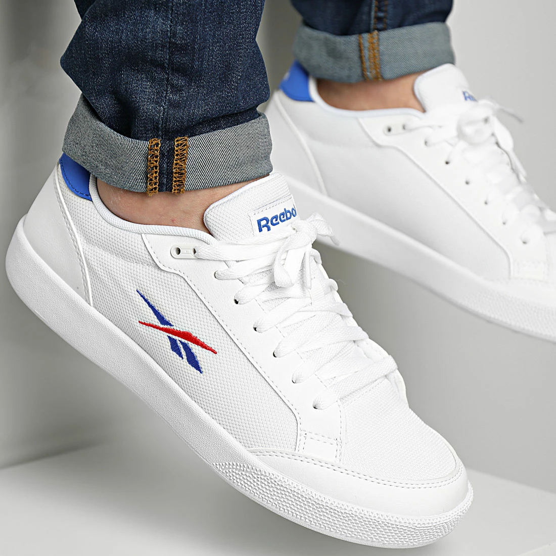 Bon marché 🎉 Baskets Vector Smash FX3033 Footwear White Court Blue Vector Red de Reebok ⌛