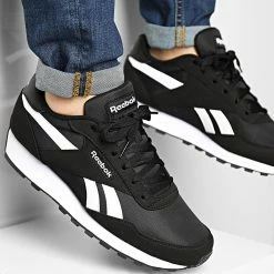 Meilleure affaire 🔥 Baskets Rewind Run FZ0662 Core Black White de Reebok 💯