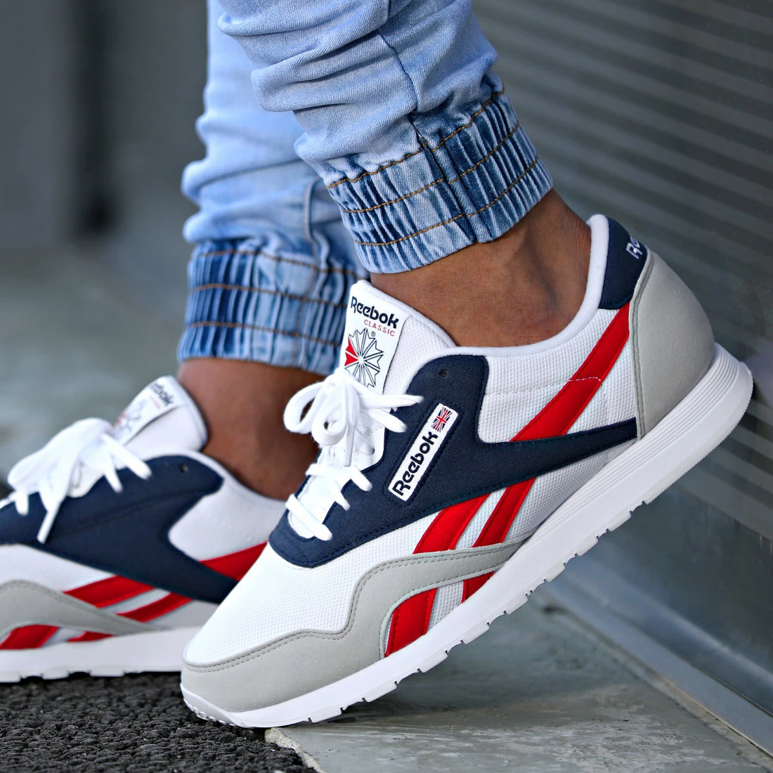 Offres 🔥 Baskets Classic Nylon GW8357 White Vector Navy Prince Red de Reebok 💯 – Image 6