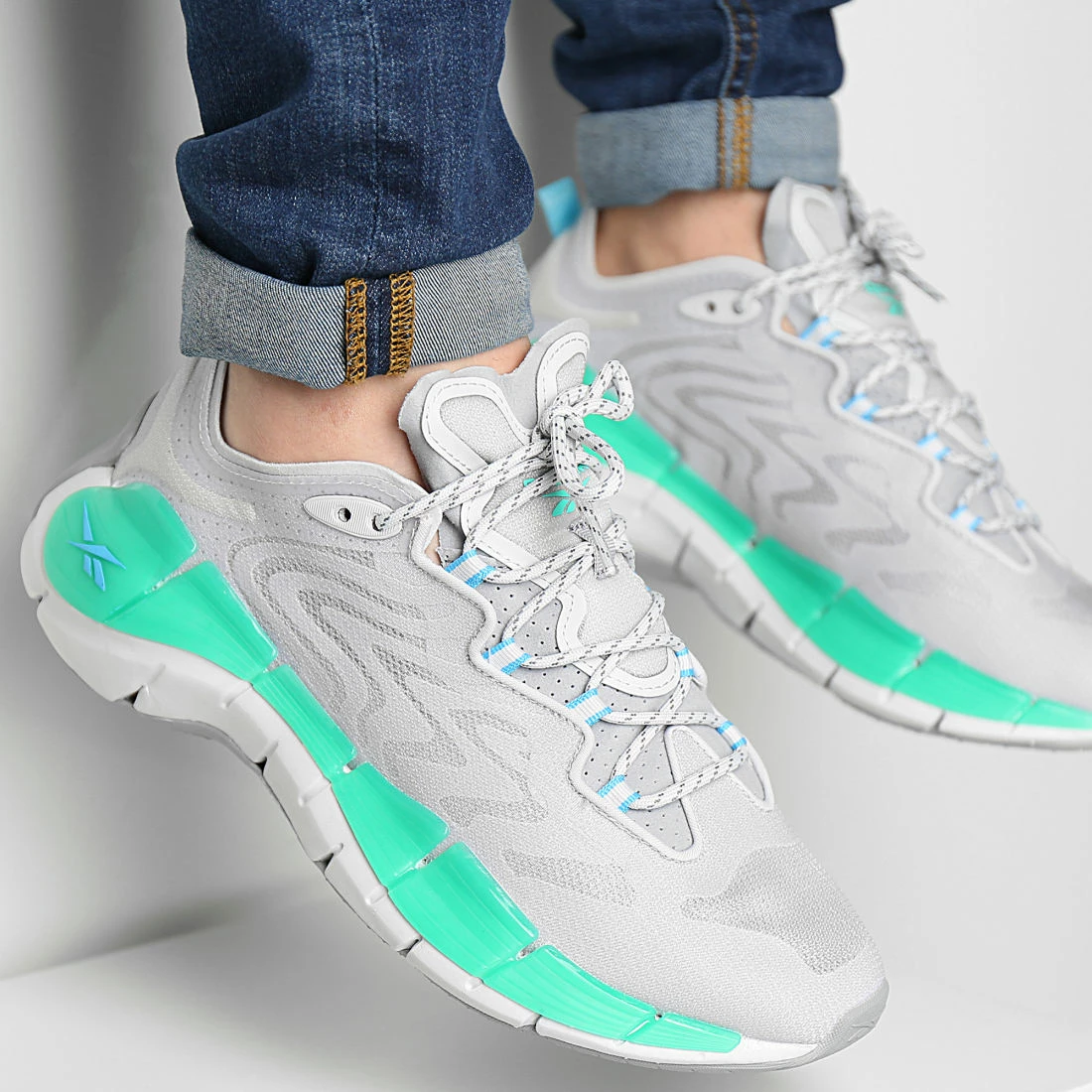 Tout neuf 🔔 Baskets Zig Kinetica II H00024 Pure Grey 2 Pure GRey 4 Future Teal de Reebok 🎁