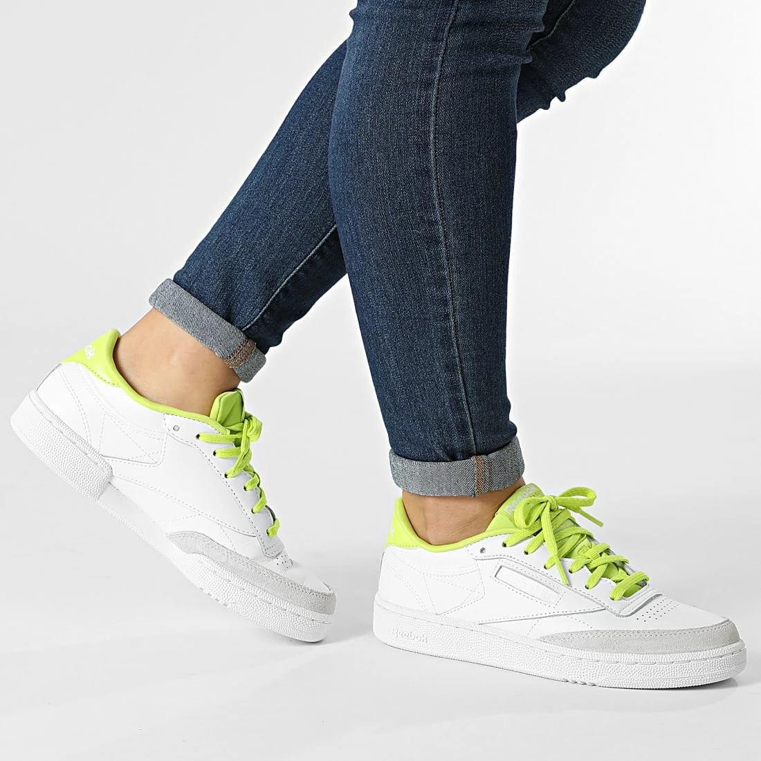 Top 10 😀 Baskets Femme Club C 85 GW5439 Cloud White Acid Yellow de Reebok 💯 – Image 3