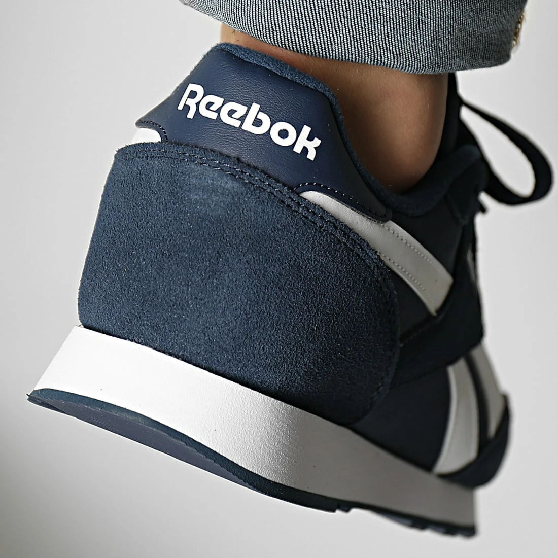Meilleur prix 🎉 Baskets Royal Ultra BS7967 Collegiate Navy White de Reebok ✨ – Image 4