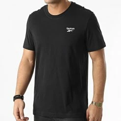 Nouveau 🎁 Tee 👕 Shirt Reebok Identity Left Chest Logo HG4441 Noir ✔️