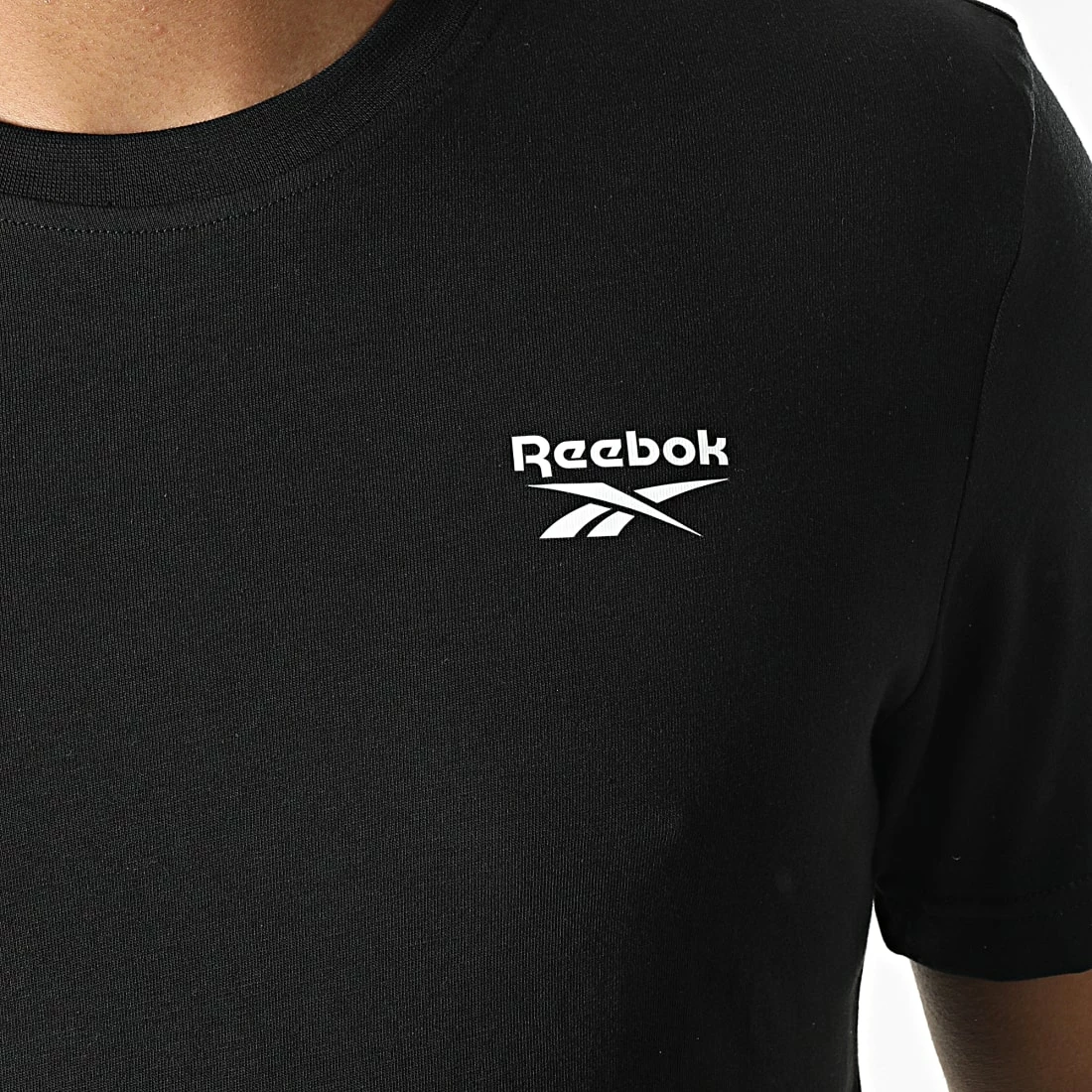 Nouveau 🎁 Tee 👕 Shirt Reebok Identity Left Chest Logo HG4441 Noir ✔️ – Image 2