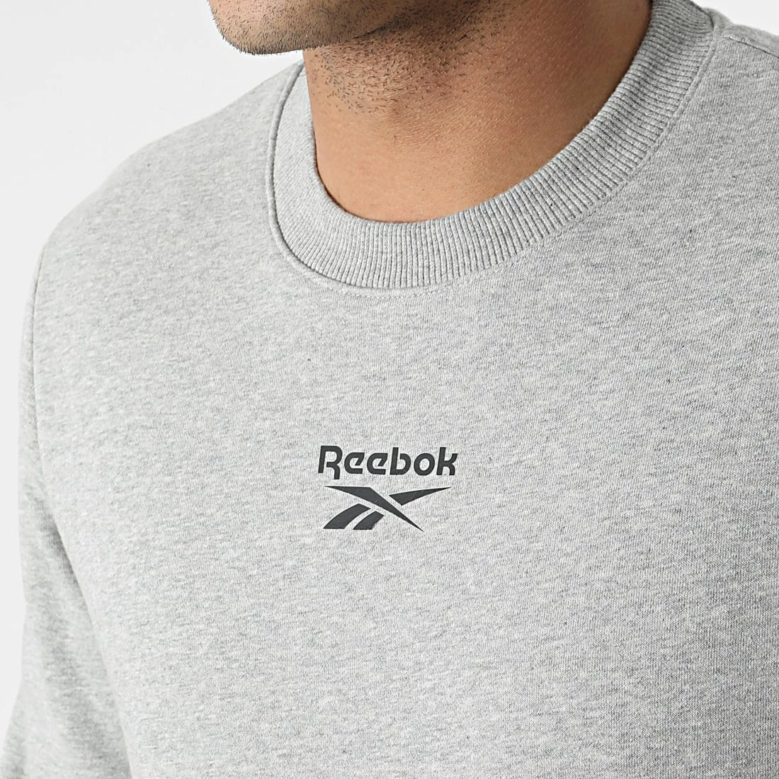 Meilleur prix 👍 Sweat Crewneck A Bandes Reebok Identity Tape HB2152 Gris Chiné 🎁 – Image 2