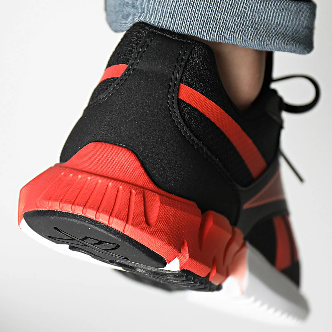 Nouveau ⭐ Baskets Ztaur GY7715 Core Black Dynamic Red Footwear White de Reebok 🧨 – Image 4