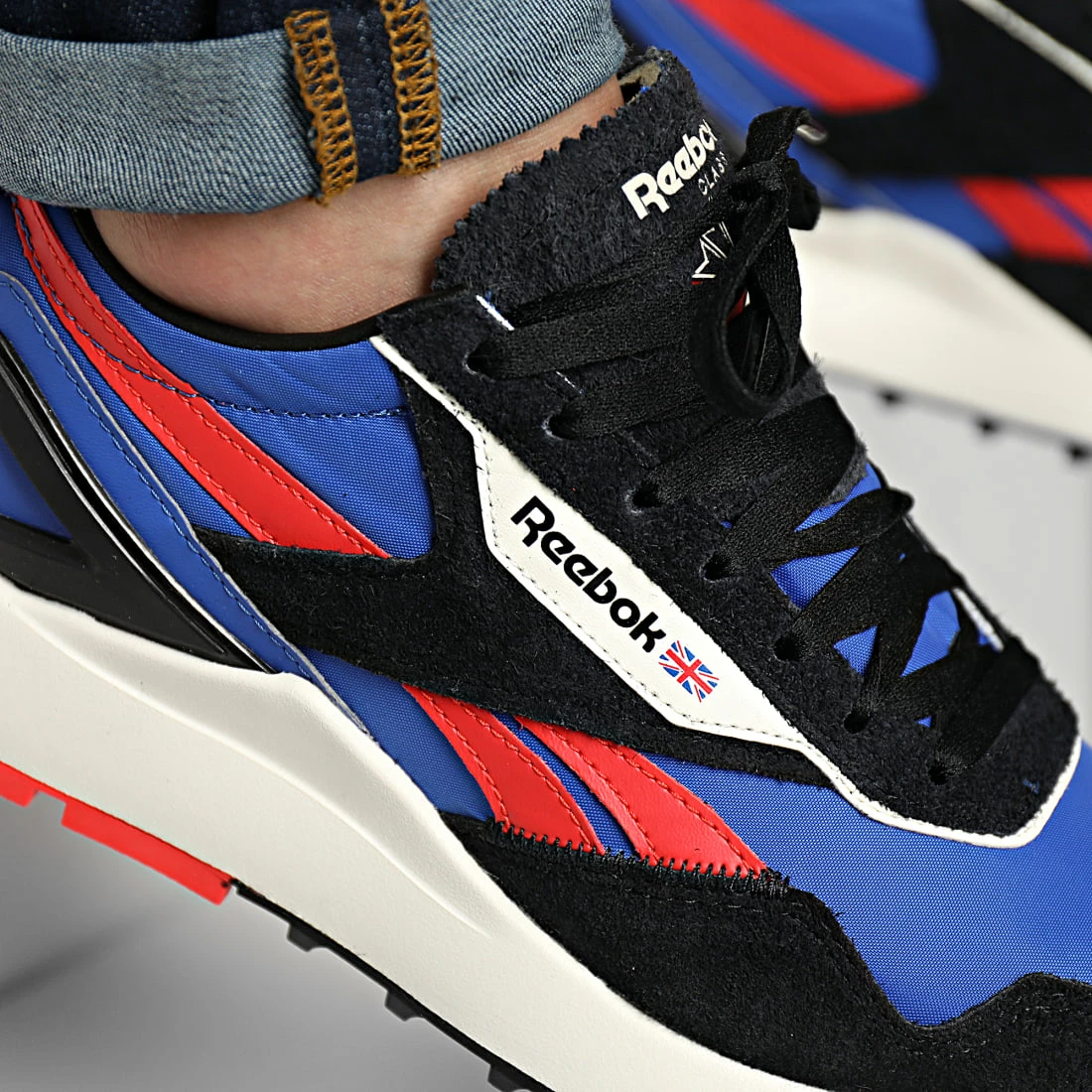 Offres 🎁 Baskets Classic Leather Legacy AZ GY0419 Court Blue Dynamic Red Core Black de Reebok 👍 – Image 2