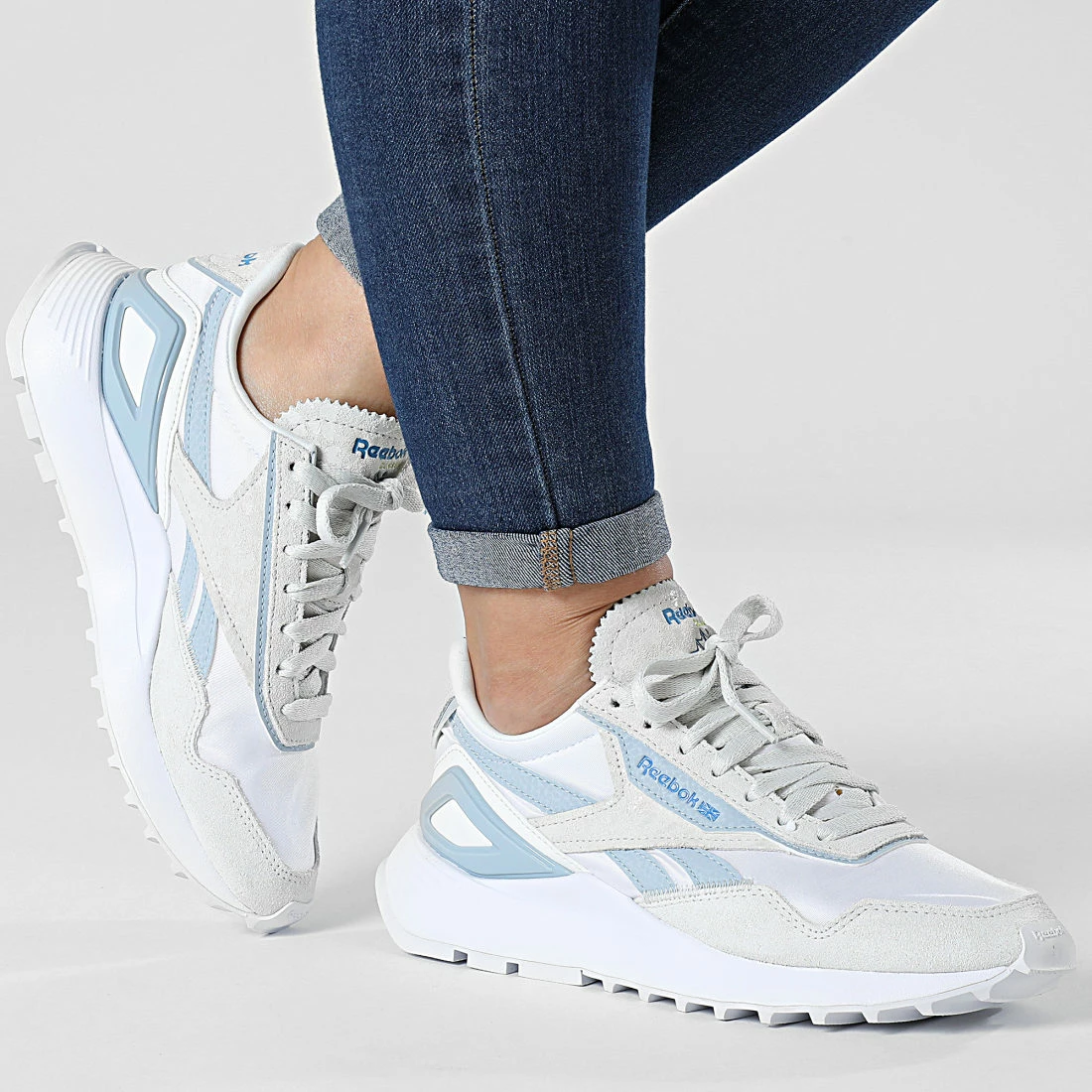Nouveau 🎁 Baskets Femme Classic Leather Legacy AZ GZ3634 Pure GRey Footwear White Grey de Reebok 🥰 – Image 3