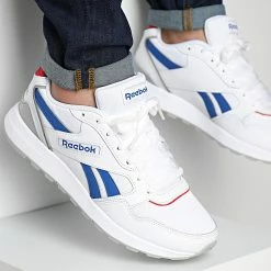 Offres 🛒 Baskets GL1000 GX1393 Footwear White Vector Blue Vector Red de Reebok ❤️