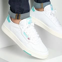 Grosses soldes 😍 Baskets Court Peak GY7202 Footwear White Chalk Classic Teal de Reebok 🌟