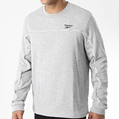 Grosses soldes 🌟 Sweat Crewneck Wor Piping HA1069 Gris Chiné de Reebok 🛒