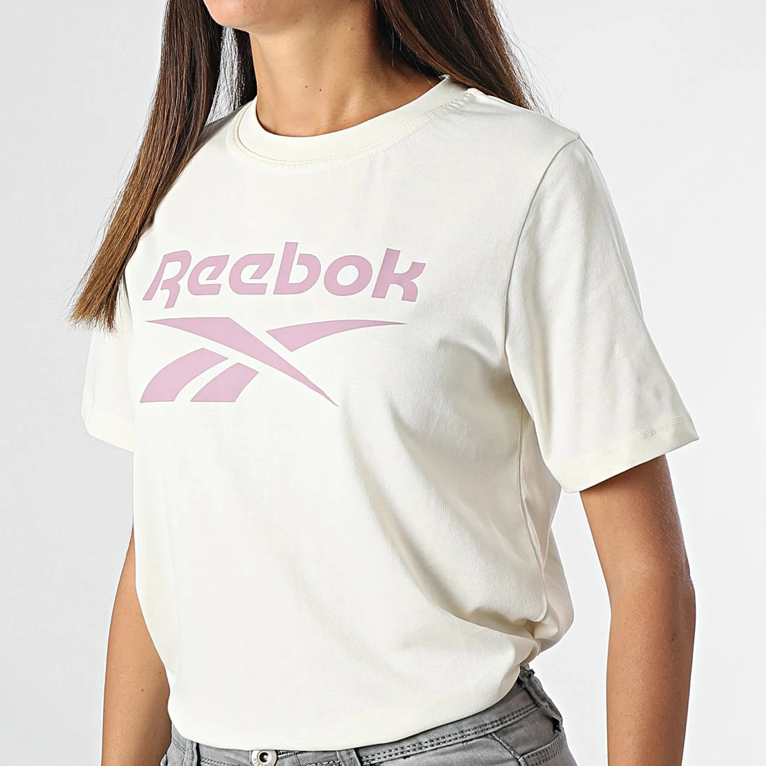 Sortie ✨ Tee 👚 Shirt Femme Reebok Identity HI0540 Beige 🥰 – Image 3