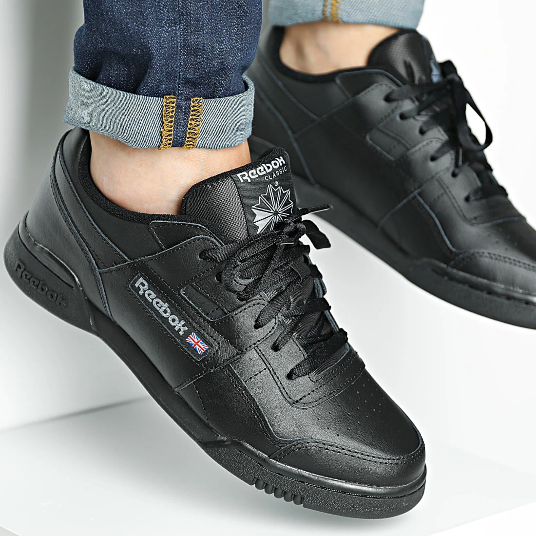 Meilleure vente 🔥 Baskets Workout Plus HP5910 Core Black Pure Grey 5 de Reebok ✨