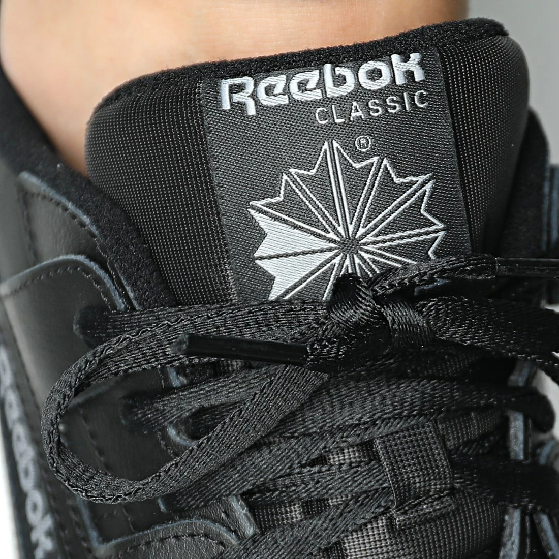 Meilleure vente 🔥 Baskets Workout Plus HP5910 Core Black Pure Grey 5 de Reebok ✨ – Image 3