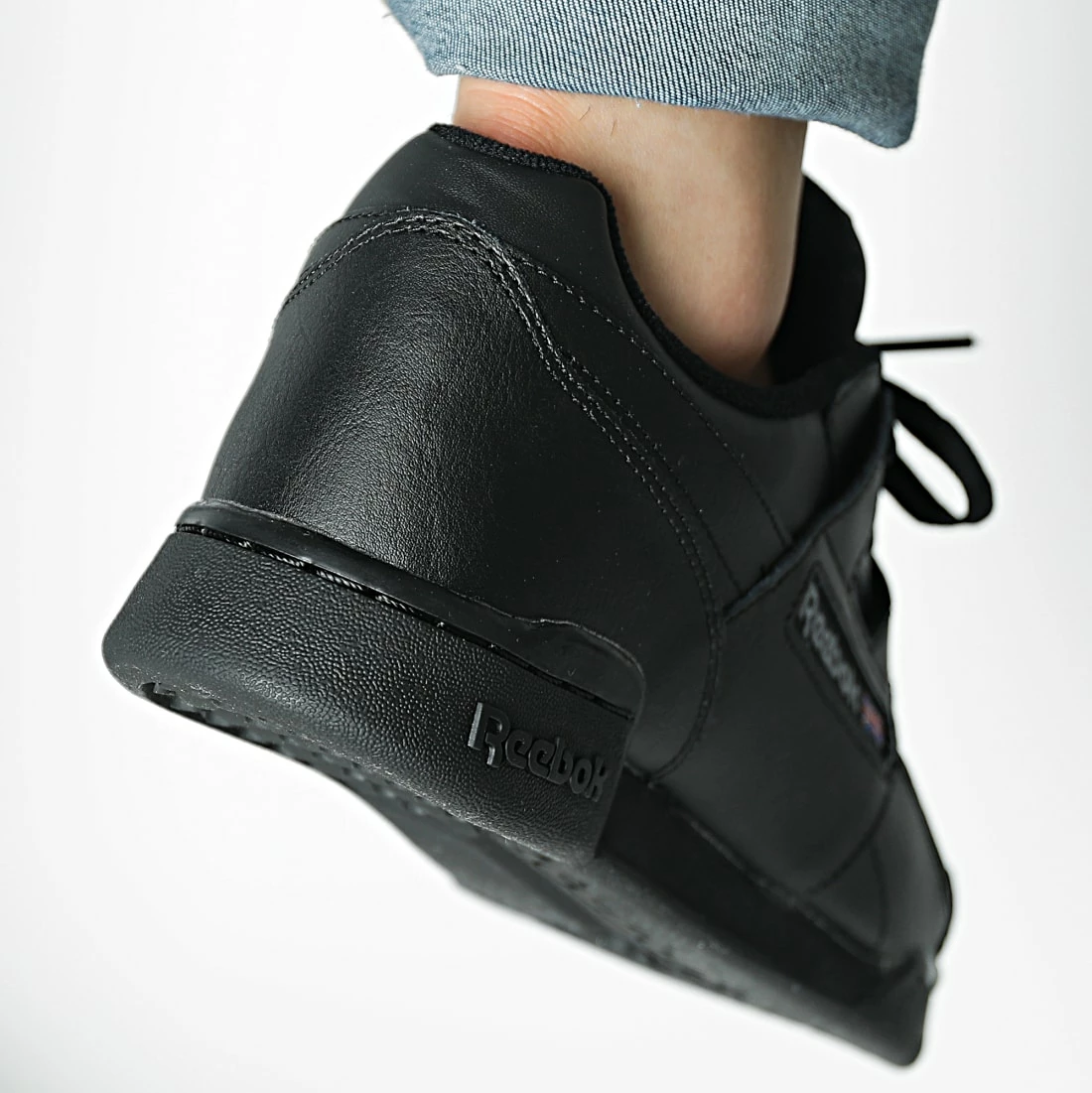 Meilleure vente 🔥 Baskets Workout Plus HP5910 Core Black Pure Grey 5 de Reebok ✨ – Image 4