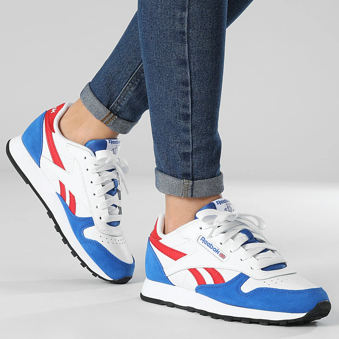 Acheter ✔️ Baskets Femme Classic Leather HQ6305 Vector Blue Footwear White Vector Red de Reebok 🔔 – Image 3