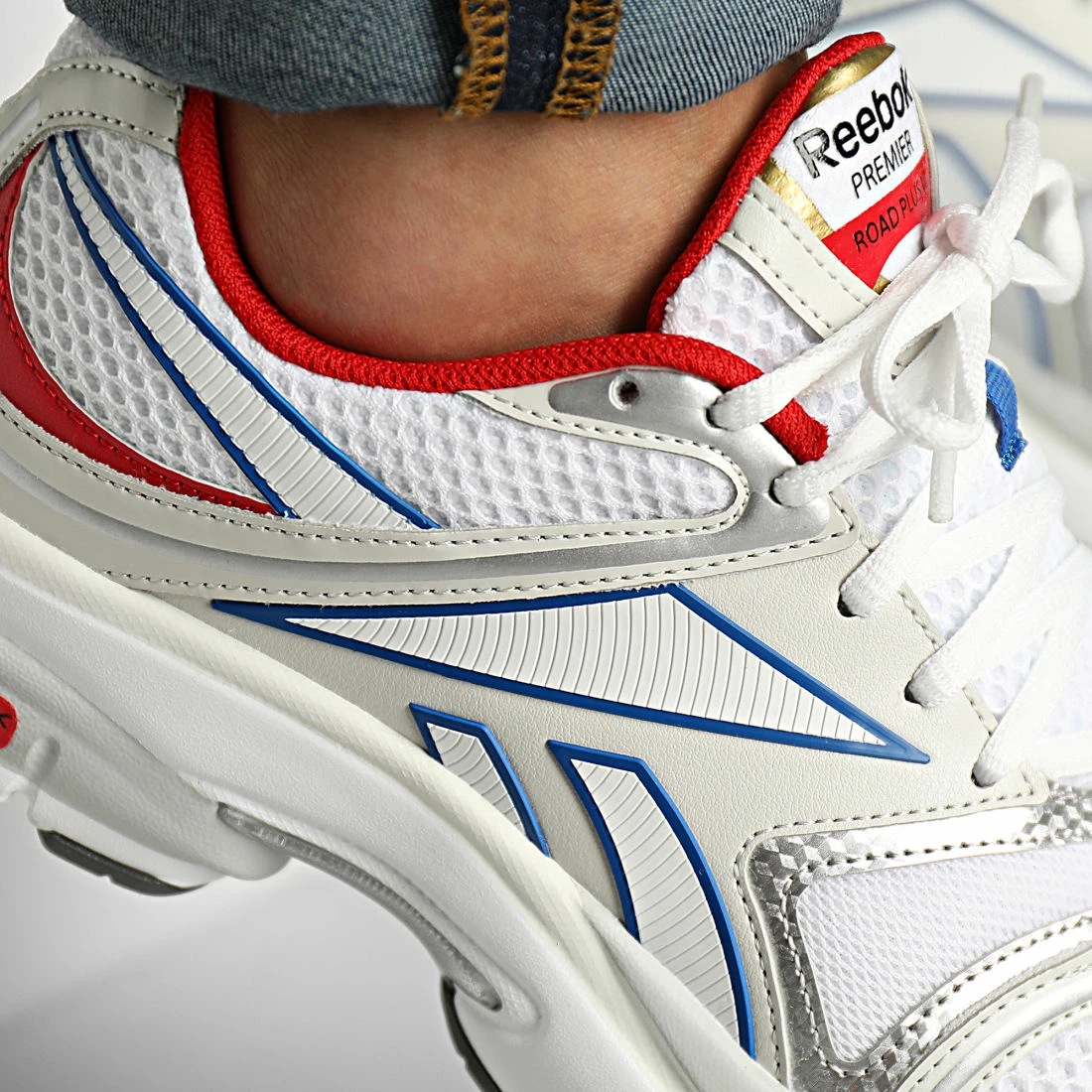 Meilleure affaire 😉 Baskets Premier Road Plus VI HP2469 Footwear White Pure Grey Vector Red de Reebok 👏 – Image 2