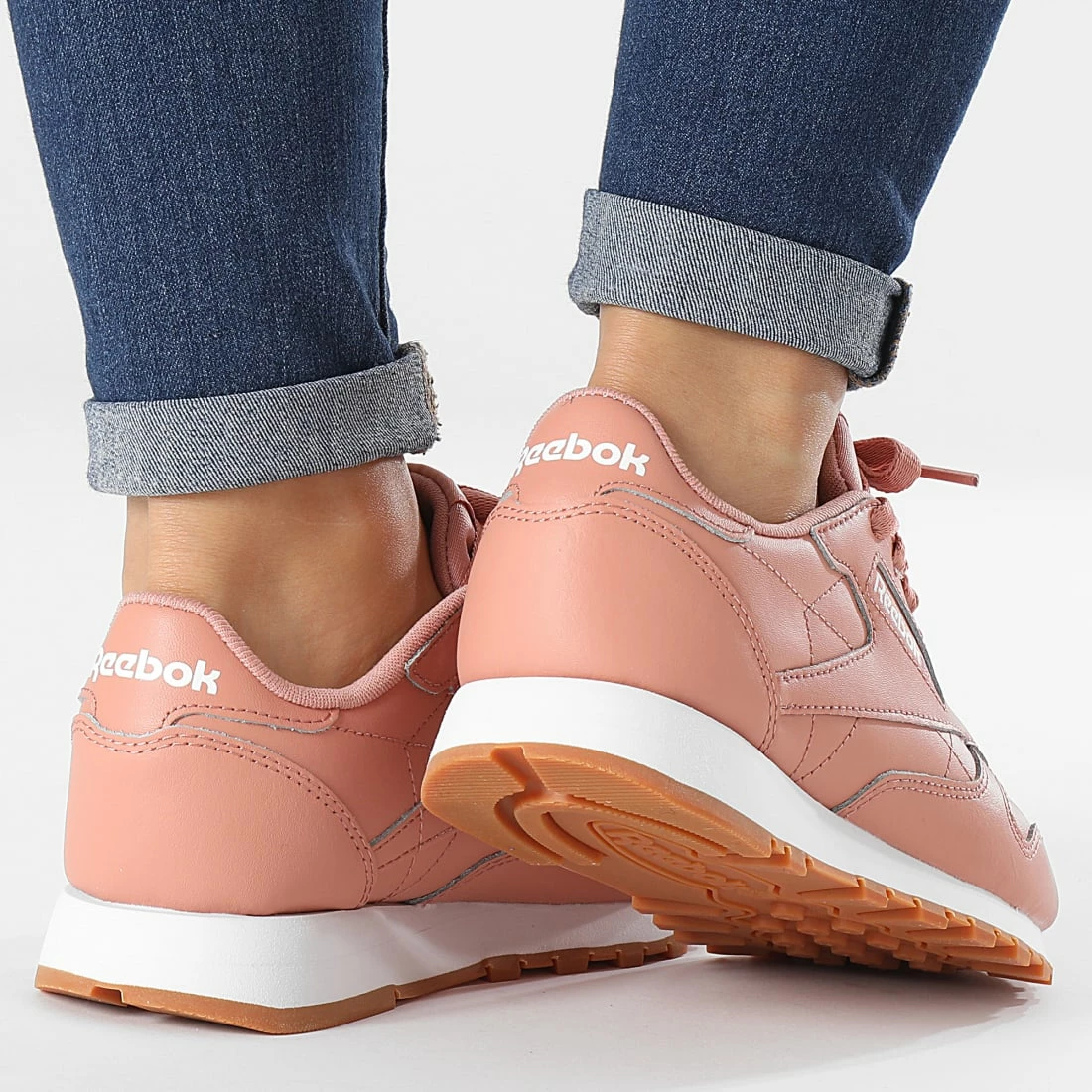 Promo ⭐ Baskets Femme Classic Leather GY6811 Canyon Coral Mel Cloud White de Reebok 👏 – Image 4
