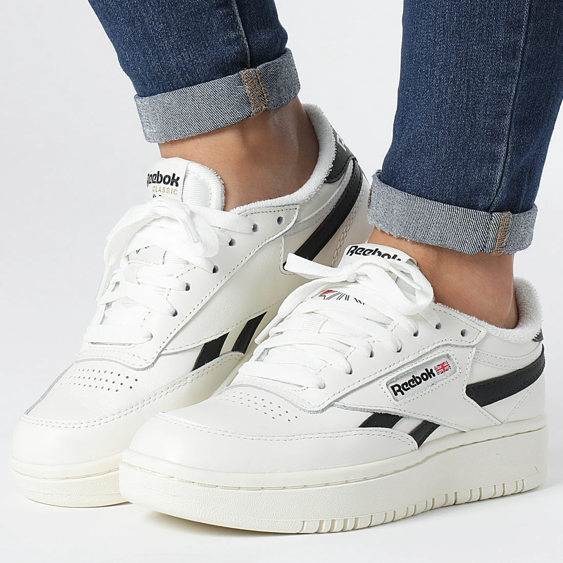 Meilleure affaire 👏 Baskets Femme Club C Double H04190 Chalk Core Black de Reebok ❤️