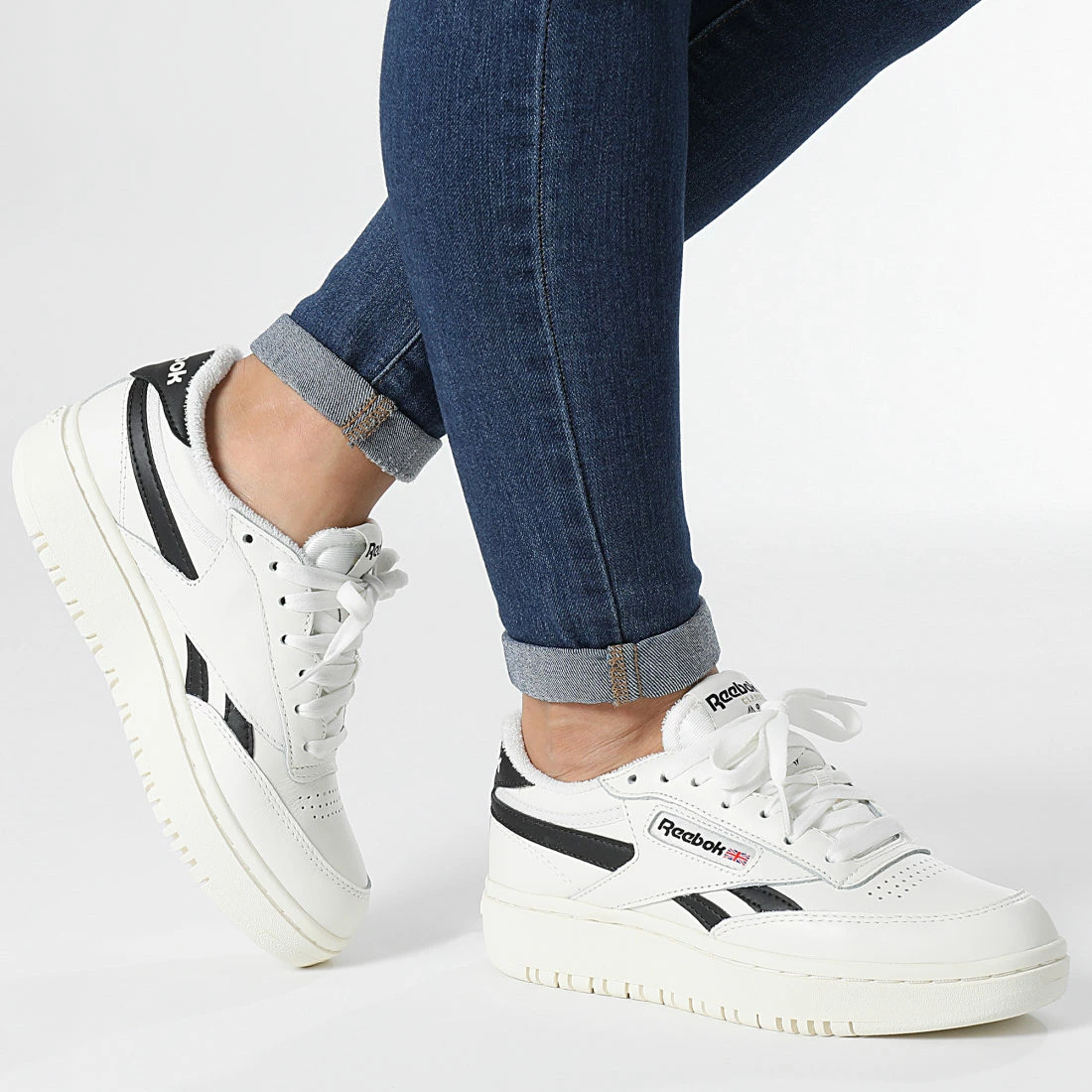 Meilleure affaire 👏 Baskets Femme Club C Double H04190 Chalk Core Black de Reebok ❤️ – Image 3