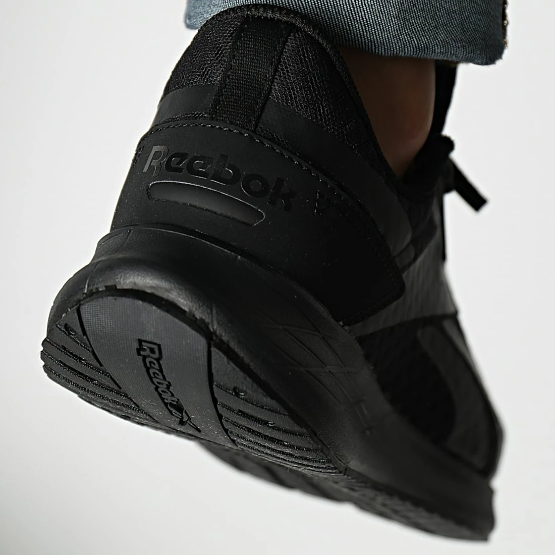 Sortie ✨ Baskets Energen Plus 2 GY1427 Core Black Footwear White de Reebok ⌛ – Image 4