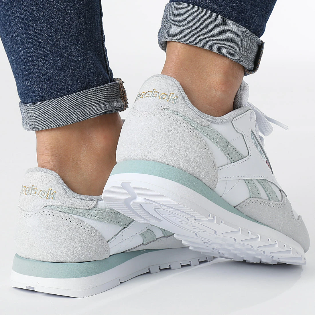 Le moins cher 🥰 Baskets Femme Classic Leather GW3801 Footwear White Seaside Grey Cold Grey de Reebok 🧨 – Image 4