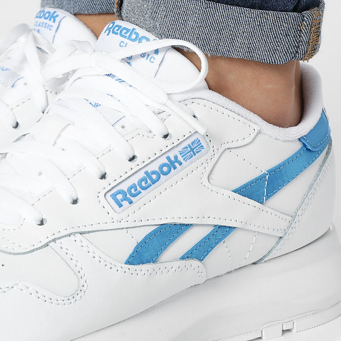 Meilleur prix 🥰 Baskets Femme Classic Leather SP GW4465 Footwear White Essential Blue de Reebok 🌟 – Image 2