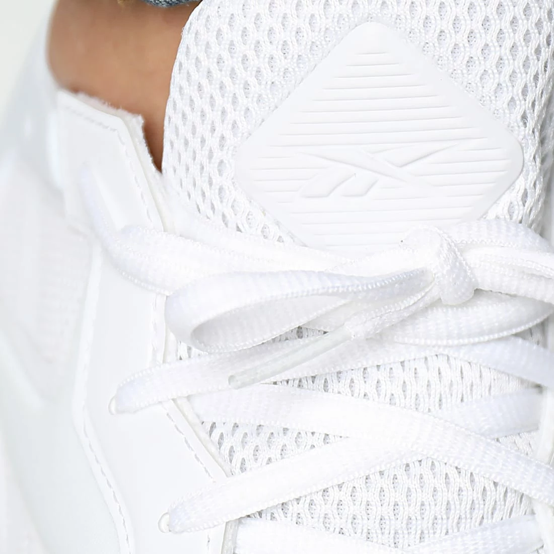 Coupon 🌟 Baskets Hexalite Legacy GX9384 Footwear White Pure Grey Pure Grey 2 de Reebok 🌟 – Image 3