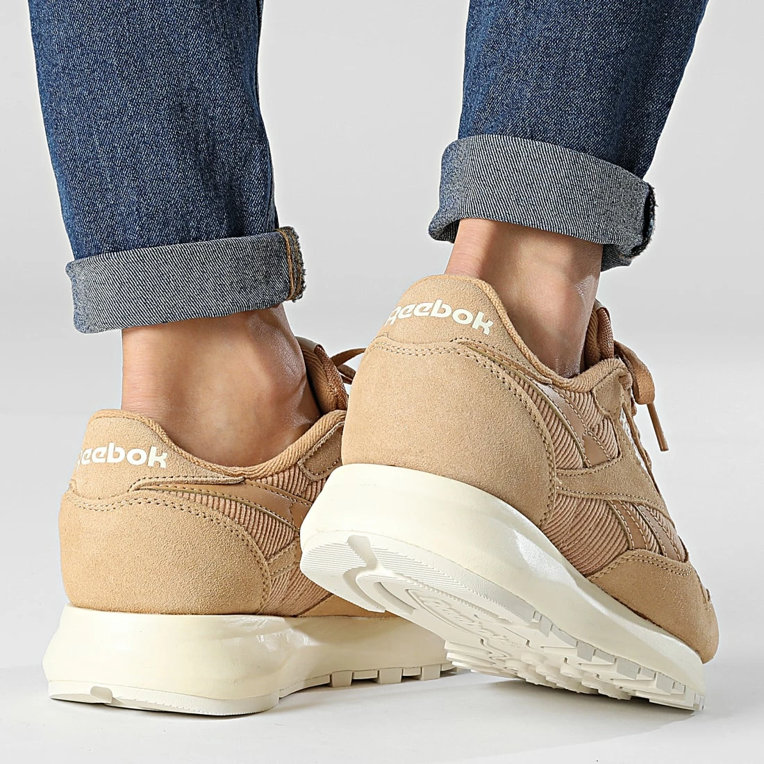 Le moins cher đ Baskets Femme Classic Leather SP GW3796 True Beige Classic White de Reebok â â Image 4