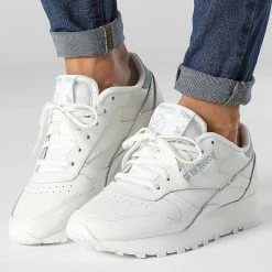 Acheter 🎁 Baskets Femme Classic Leather GY8799 Chalk Sea Grey de Reebok 😉