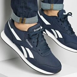 Meilleure vente 😍 Baskets Royal CL Jogger 3 EF7787 Collegiate Navy White Black de Reebok 🌟